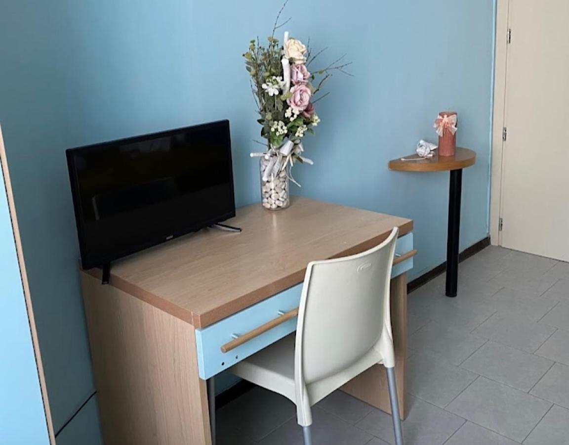 Hotel Silvana Beach Rimini Buitenkant foto